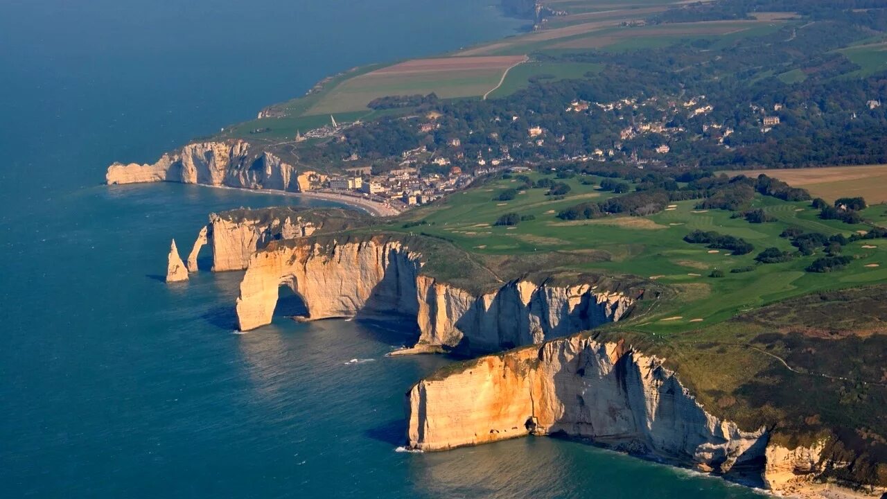 Природные памятники на территории франции. Этрета, нормандия, франция. нормандия скалы этрета. скалы этрета во франции. этрета, верхняя нормандия, франция.