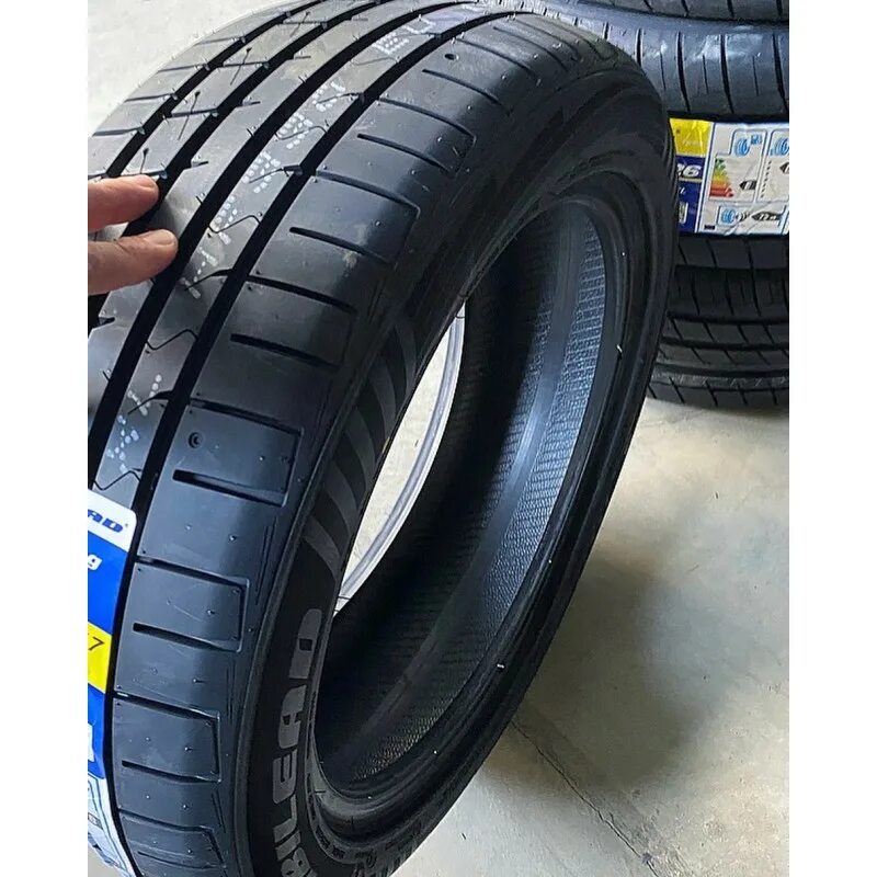 Nokian tyres hakkapeliitta lt3. Нокиан хакапелита 10. Nokian hakkapeliitta lt. Отзывы от 8 17. Nexen ah8.