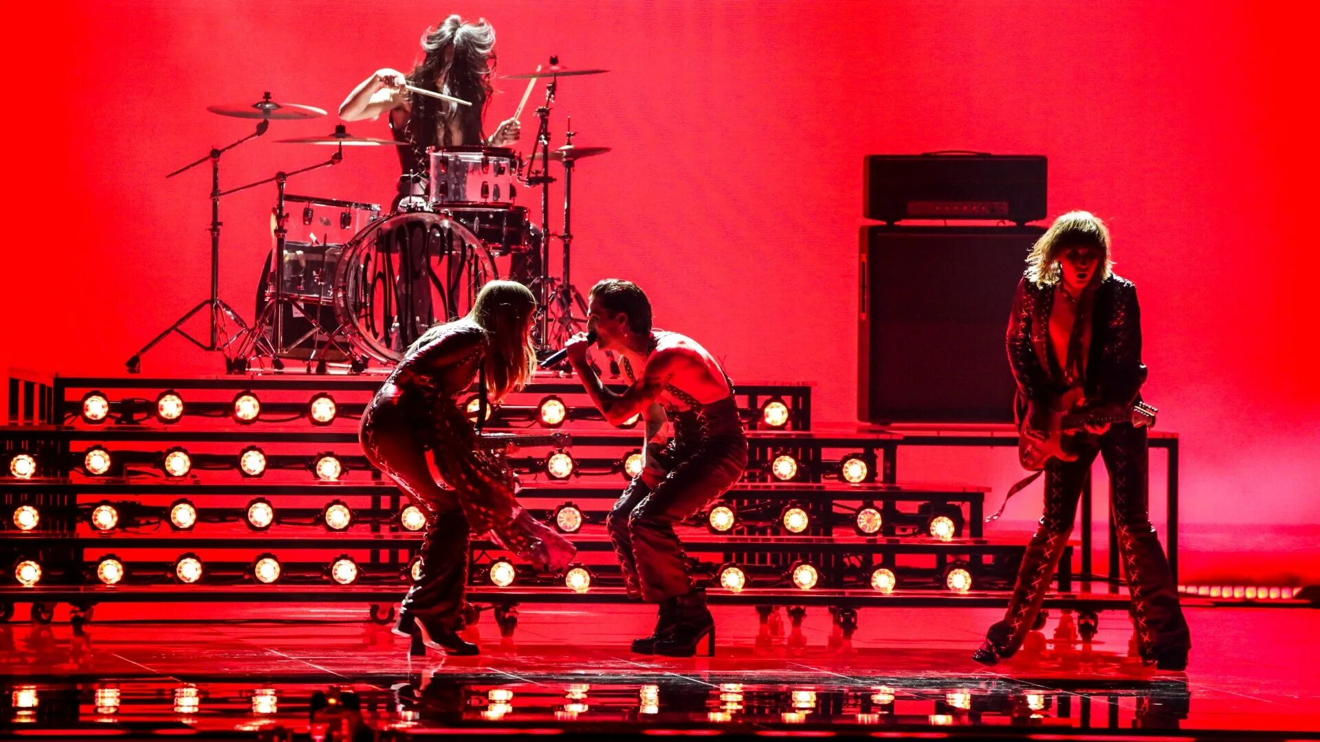 Manaskin группа италия 2014. Maneskin группа 2021. Итал групп. Итал групп. Итал групп.