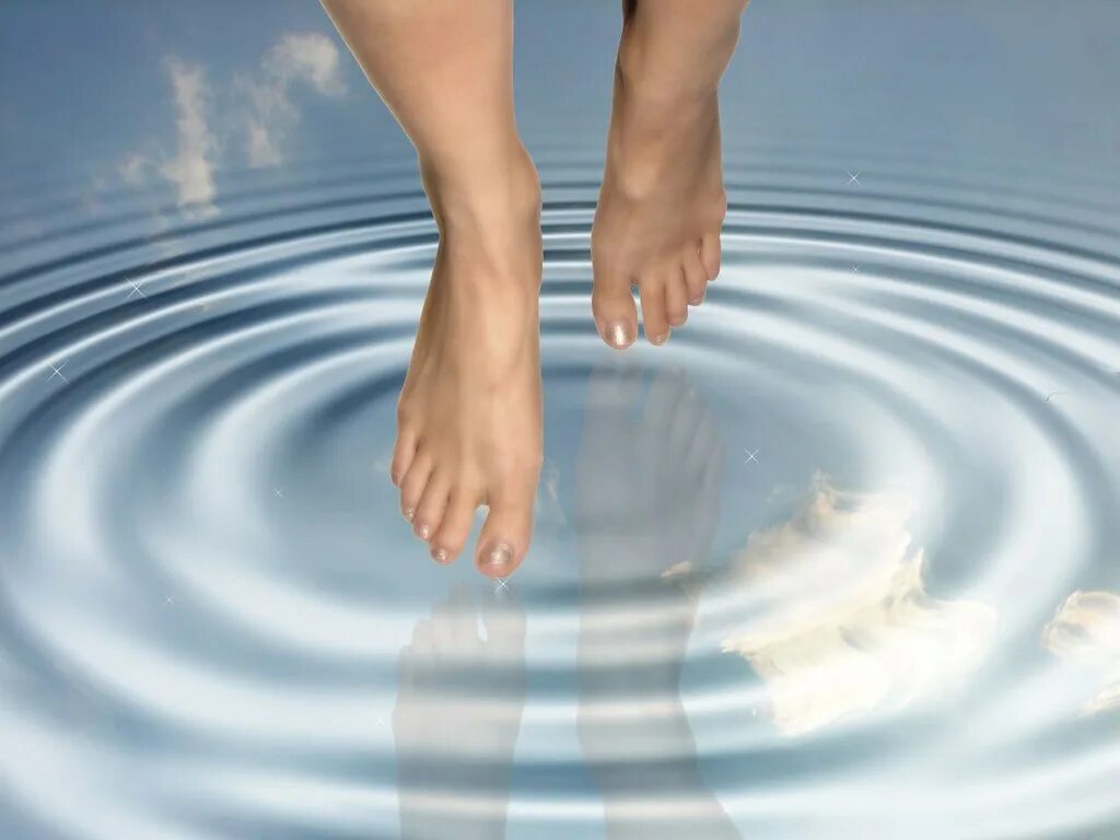 Релакс для ног. Вода накапливающая в ногах. Релакс ноги фото. Тяжесть в руках и ногах релакс. Feet relax