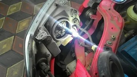 Шевроле авео замена лампы ближнего