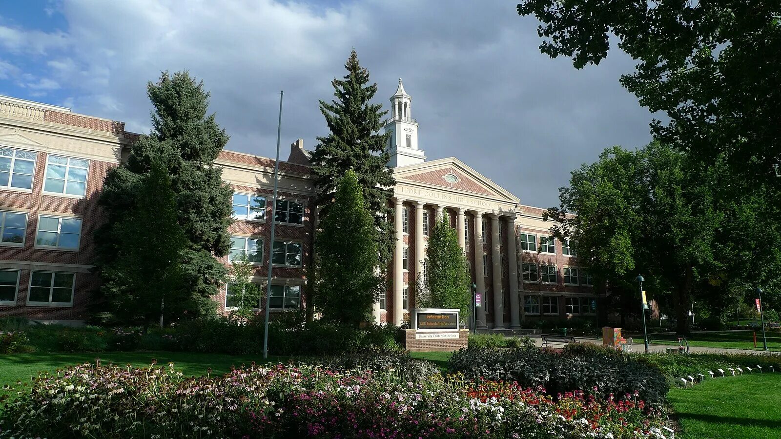 Harvard university кембридж, штат массачусетс, сша. Университет юты сша  штат. Юту университет. Depaul university. Солт лейк сити университет.