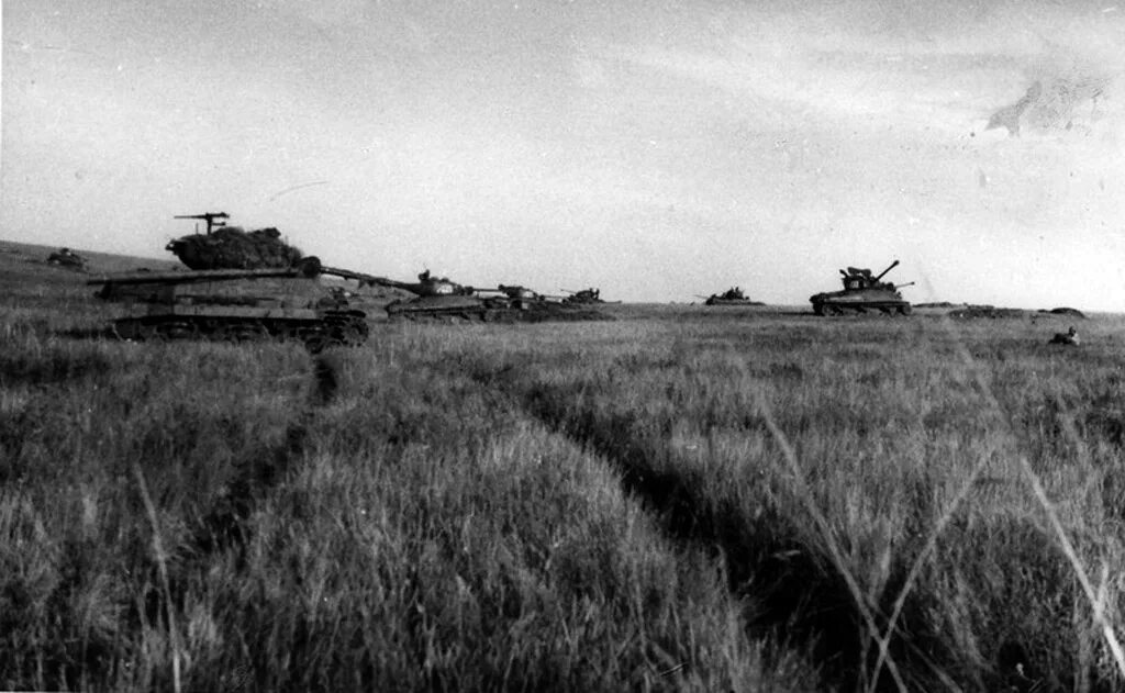 "5-Й механизированный" корпус 1943 -Гвардейский -tankfront. 8 Гв механизированный корпус. 1 Механизированный корпус 2 формирования. 1 Механизированный корпус Шерман. Берг отдельный танковый