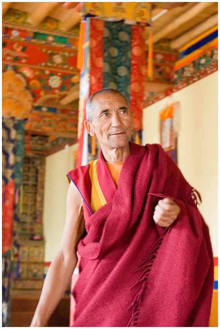 Монах долгожитель. Тибет монахи. Столетний тибетский монах. Тибетский долгожитель. Буддийский монах долгожитель.