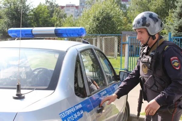 парад пожарных. эмблема чоп олимп. охрана курск. вневедомственная охрана курск. день пожарной охраны курск.