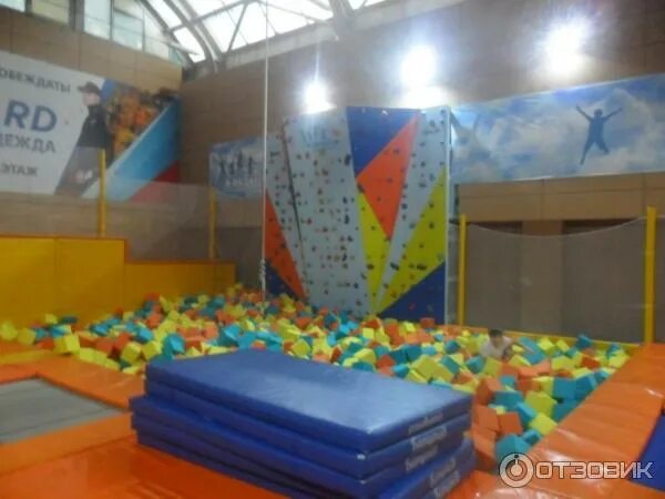 В облака таганрог. Батутный центр облака таганрог. батутный центр таганрог jump. батутный парк джамп таганрог. город таганрог батутный центр в облака.