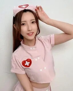 人 气 网 红 森 泽 佳 奈 (飯 岡 か な こ)个 人 资 料 及 图 片.