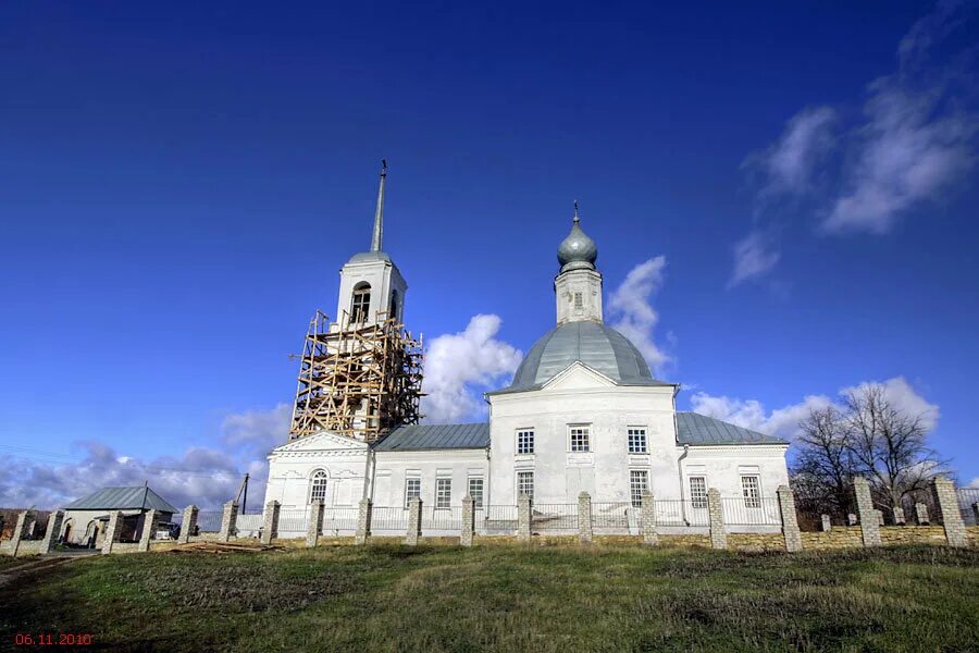 Архангельские борки. Архангельские борки. Памятник в селе архангельские борки. Святой источник ахтырской иконы божией матери архангельские борки. Архангельские борки липецкая область.