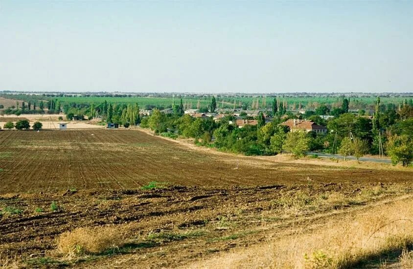 Крым бахчисарайский табачное. Табачное Бахчисарайский район. Село Табачное Крым. Табачное Крым Бахчисарайский район. Крым село Табачное Бахчисарайский район Крым.