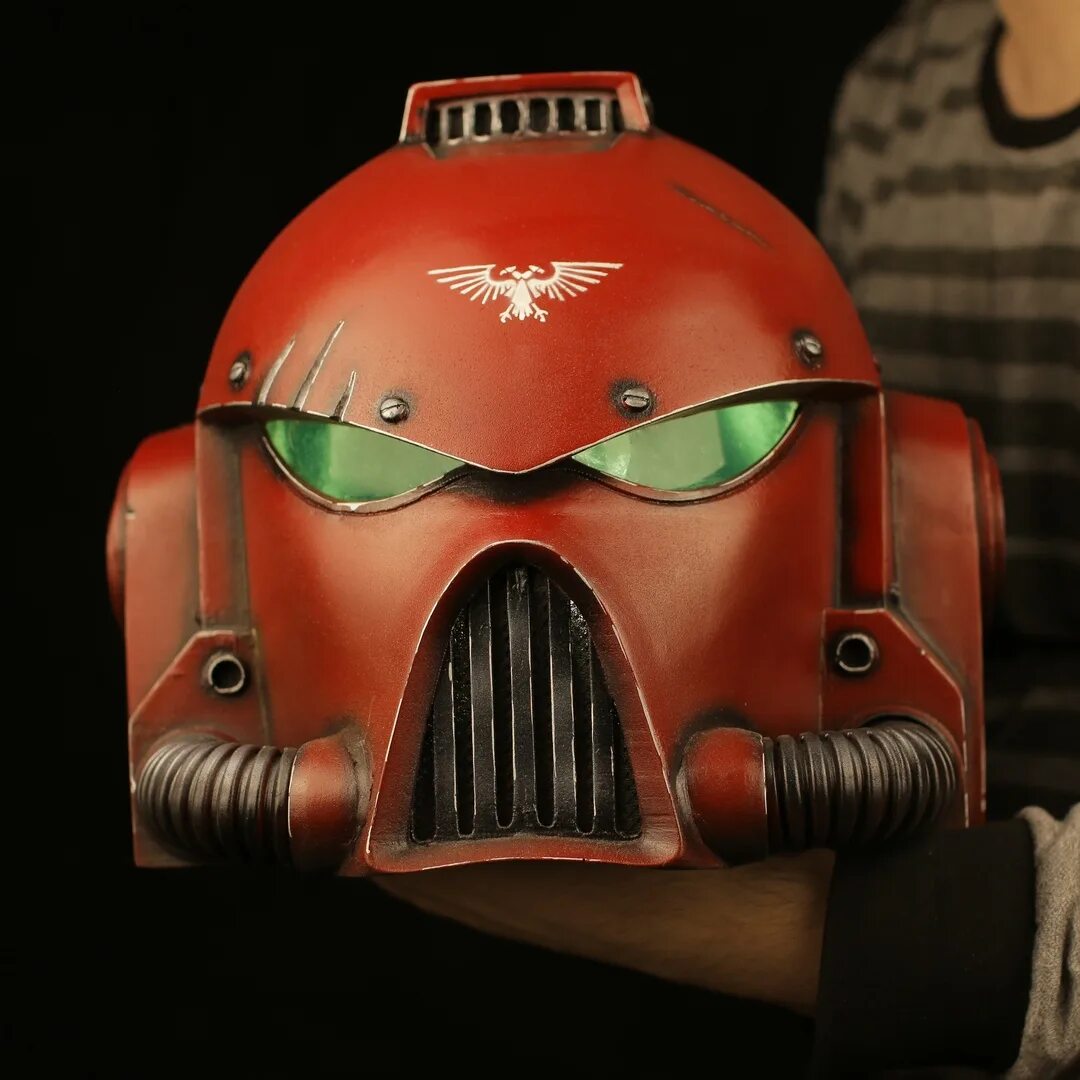 каски вархаммер. вархаммер 40000 шлемы космодесанта. шлем вархаммер. Warhammer 40000 шлем. шлем вархаммер.