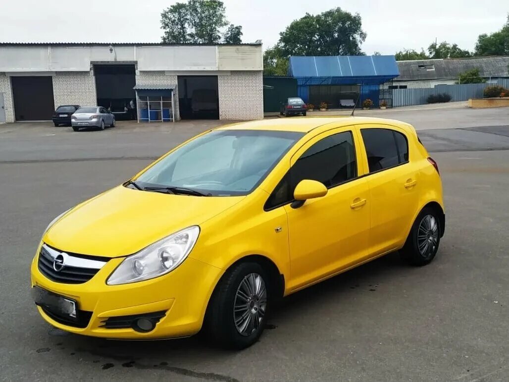 Opel corsa 2008 год