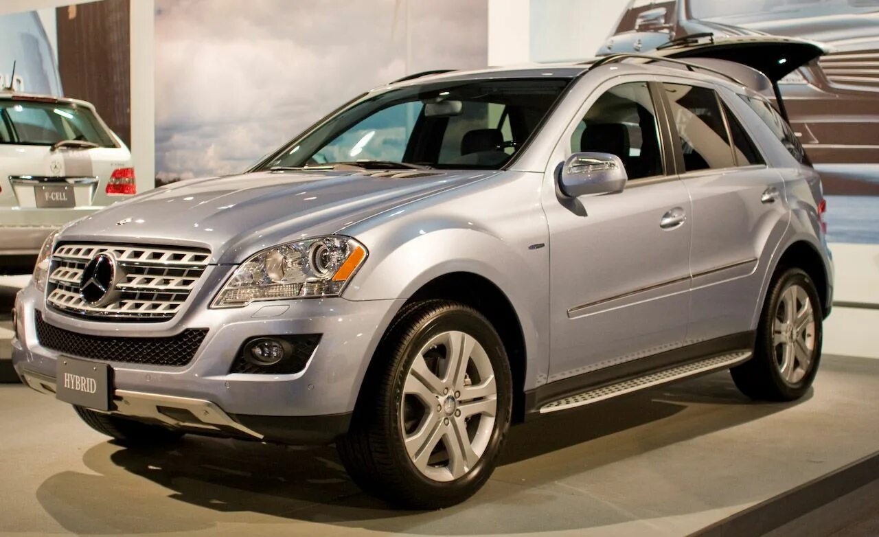 Ml 450. Mercedes benz ml 450. mercedes ml 450 2010. мерседес мл 2010.