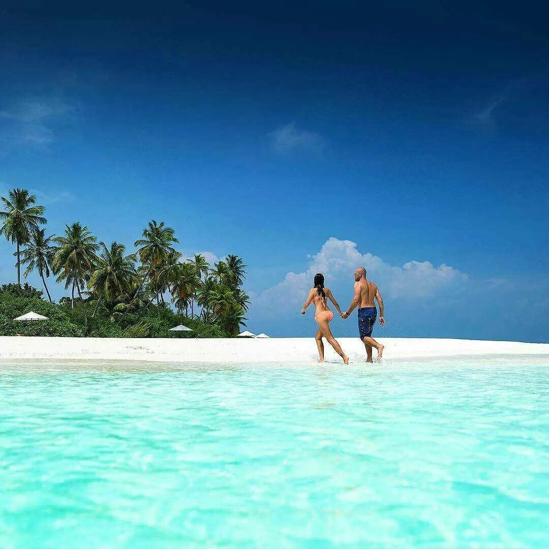 Мальдивы в мае отзывы. Мальдивы. Райский остров Мальдивы. Доминикана Саона 2015. Мальдивы остров Мальдивы.