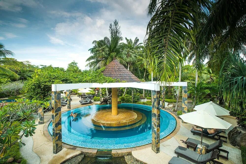 Гостиница международная китай. The hotspring beach resort wellness spa. Hotspring beach resort spa таиланд. Natai beach resort spa као лак. Даймонд клиф резорт пхукет фото.