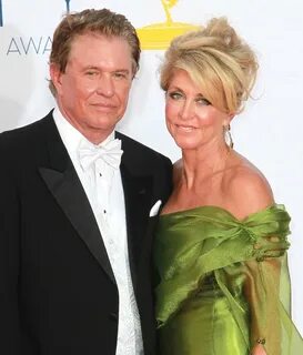 Tom Berenger Picture 8 - 64th Annual Primetime Emmy Awards - Arrivals.