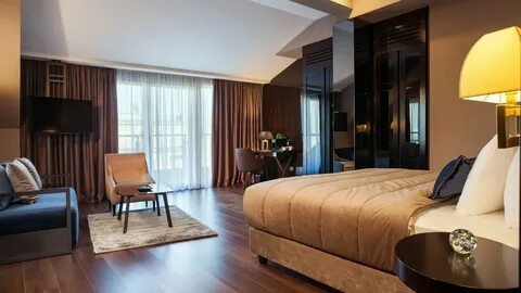 Saint hotel