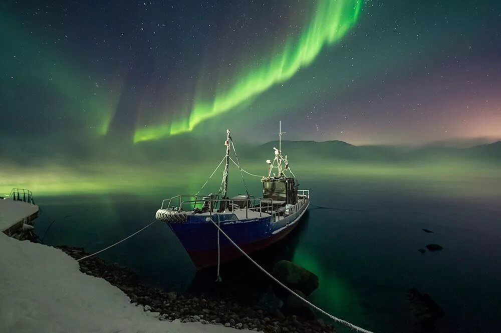 От южных морей до полярного края картинки. Северное сияние Кольский полуостров. Мурманск Териберка Северное сияние. Полярное сияние на Кольском полуострове. Кольский полуостров Териберка Северное сияние.