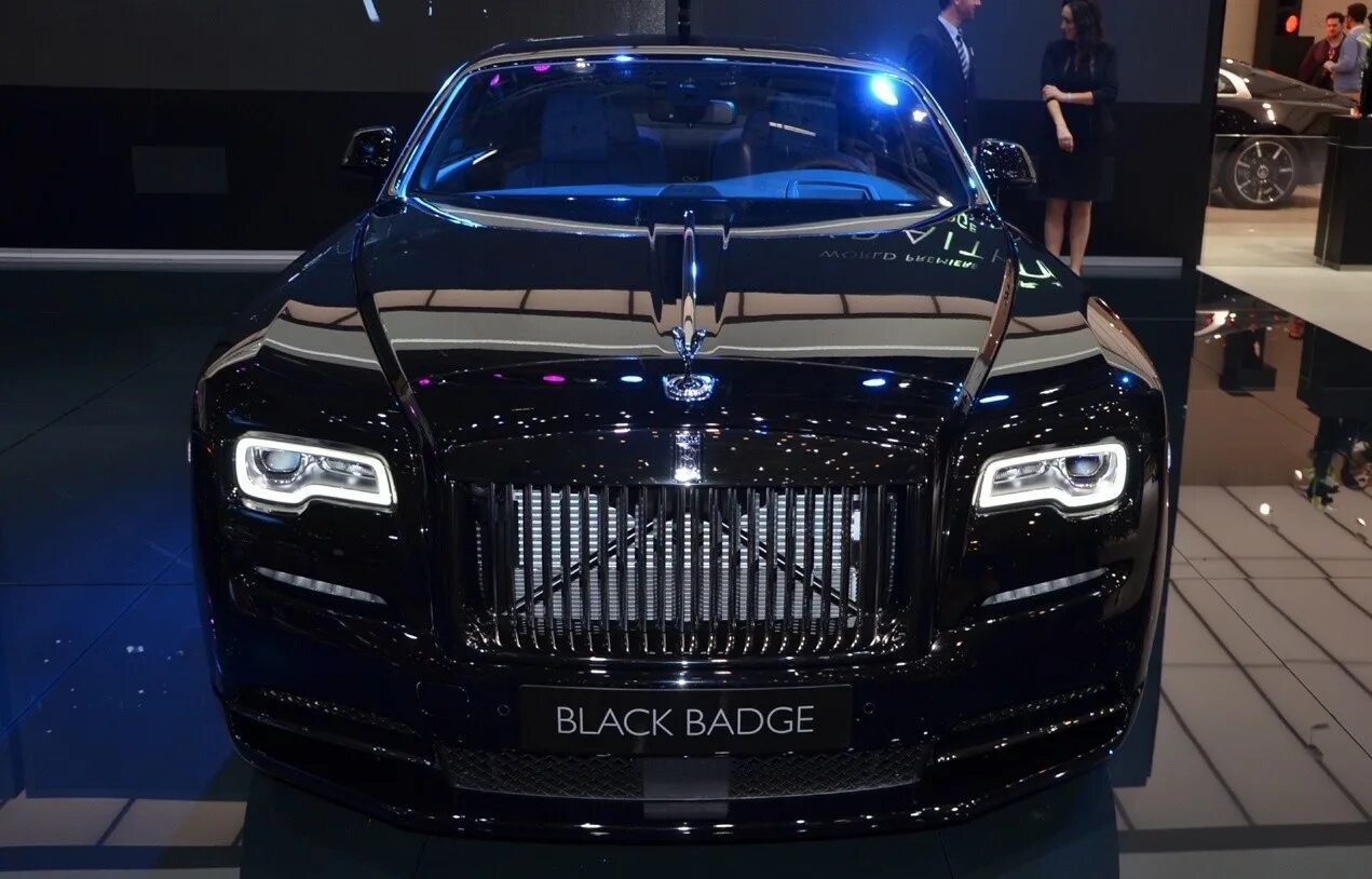 Rolls royce badge. Роллс Ройс Black badge. Rolls Royce Wraith Black badge. Rolls Royce Wraith Black badge 2021. RR Wraith Black badge 2021.