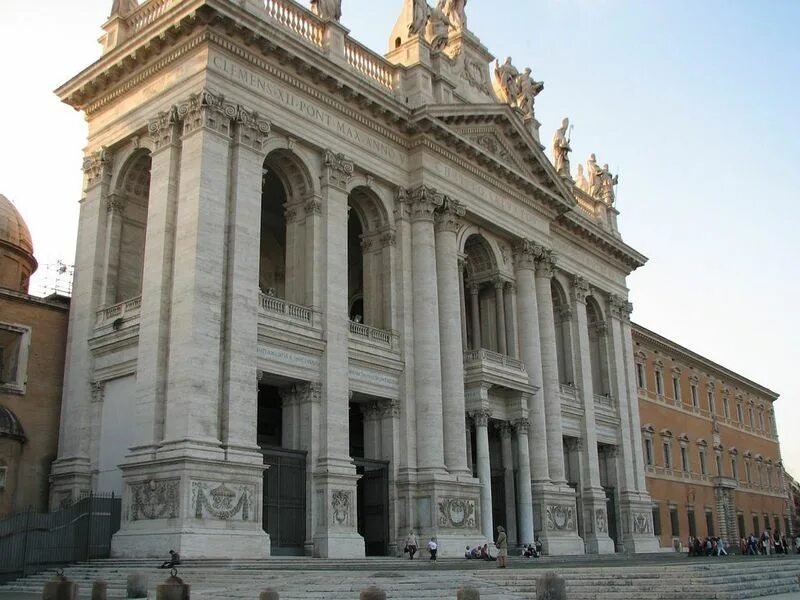 San giovanni. Сан Джованни Латерано. Фасад церкви Сан Джованни Рим Алессандро Галилеи. Базилика Сан Джованни ин Латерано.