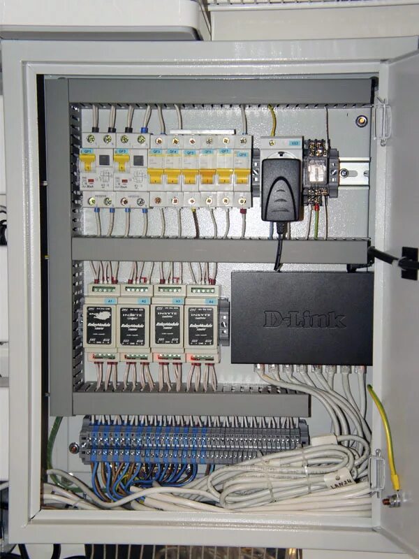 электрощит умный дом. щиток умного дома. щит умного дома. контроллер easyhomeplc. контроллер easyhomeplc.