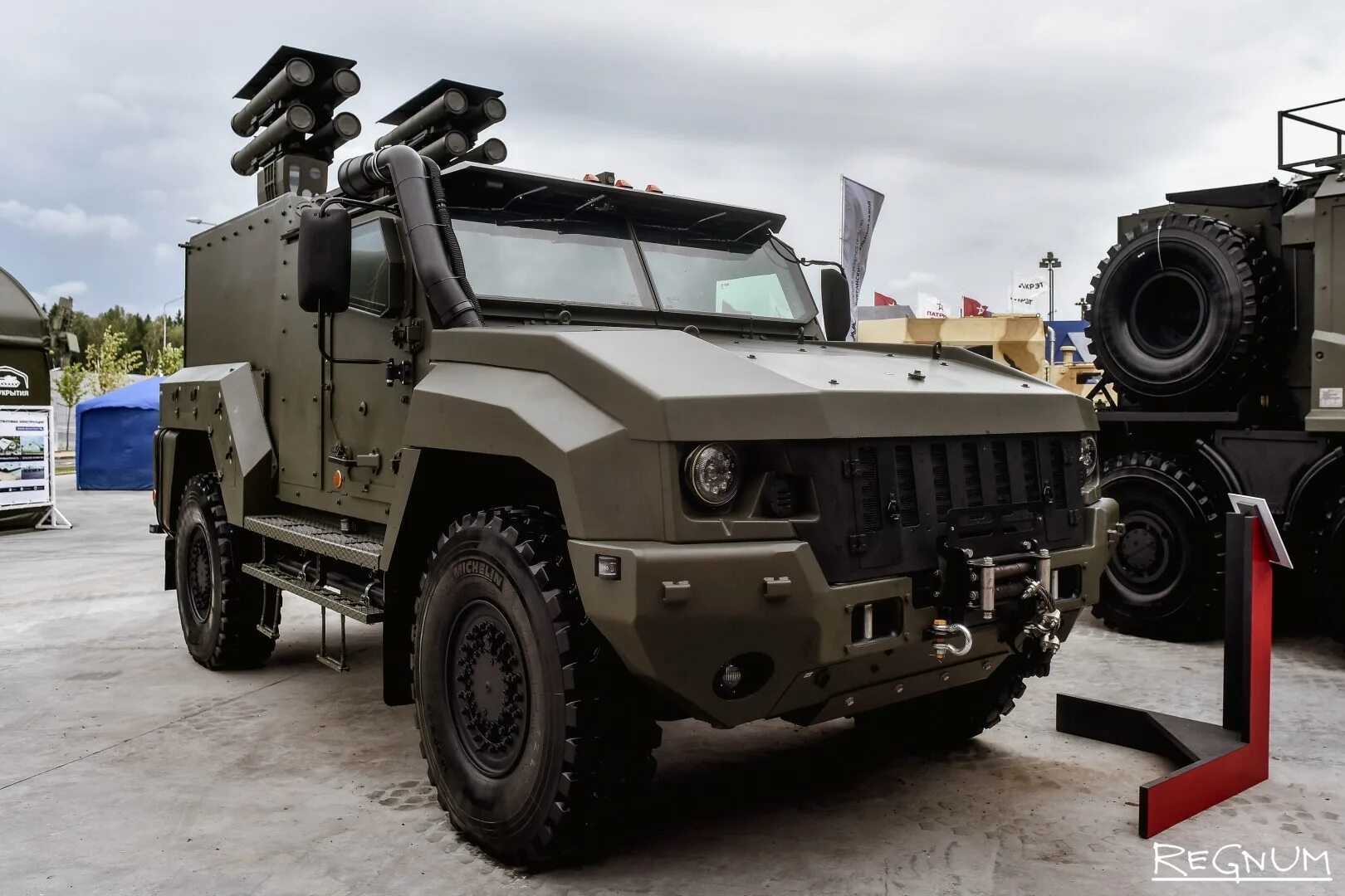 Бронемобиль ратон. Inkas huron apc. Maverick бронетранспортёр. Бронированный под. Inkas sentry apc.