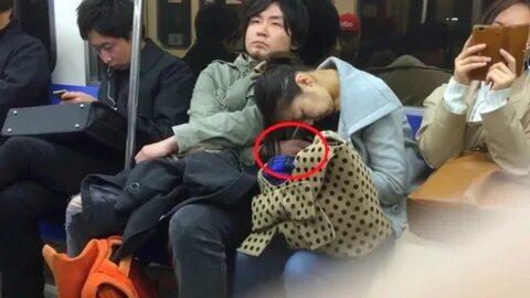 Приставание в метро