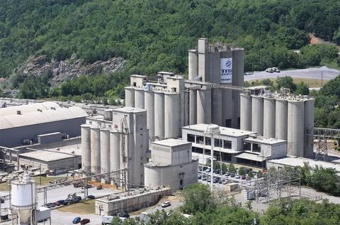 Titan Florida 94-lb I/Ii Cement in the Subsidiary of TITAN Cement Group use...