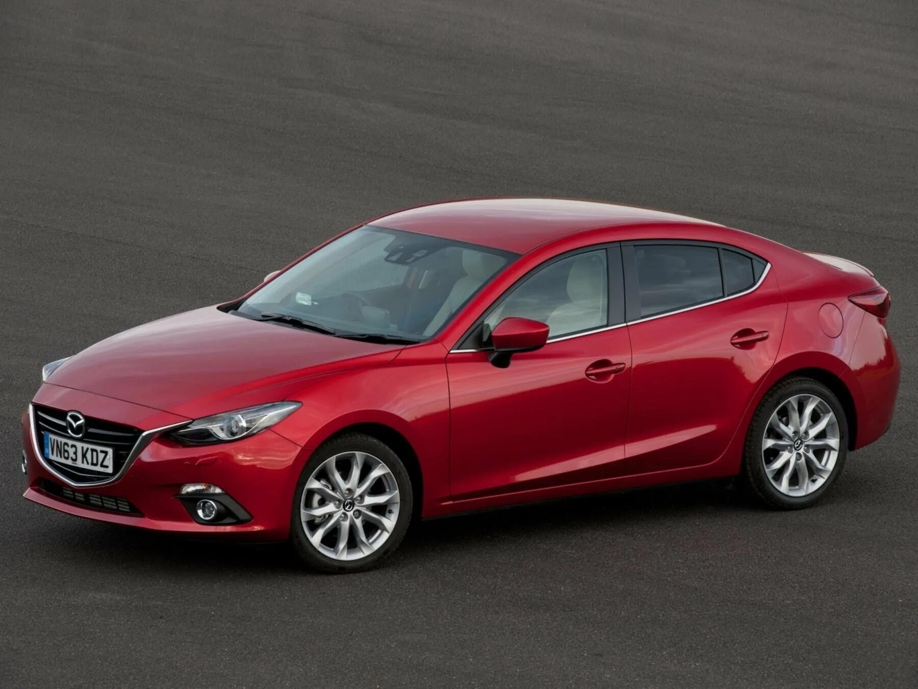 Мазда 3 2013-2018. Мазда 3 2014 года. Мазда 3 2013 года. Mazda 3 2013 хэтчбек. Mazda 3 bm.