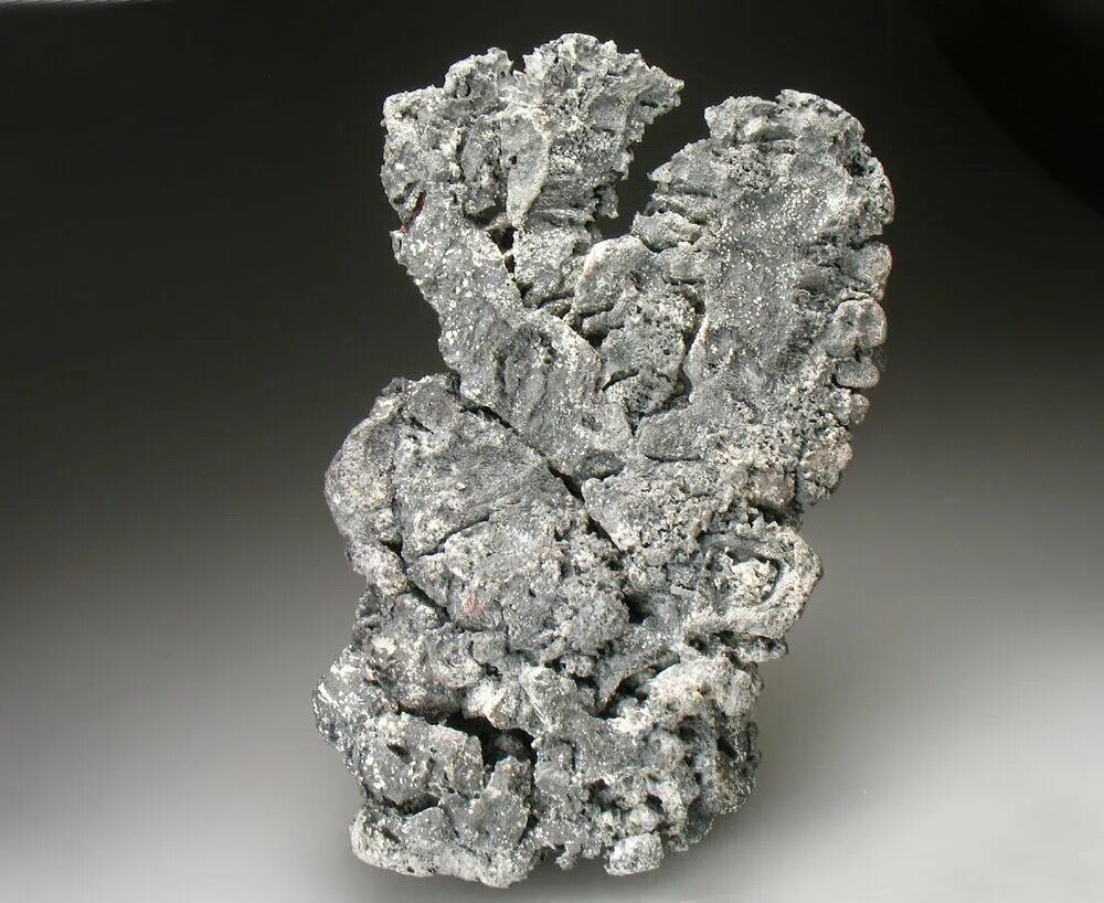 теллур хим элемент. жидкий тяжелый металл серебристого цвета. кристаллы осмия. хром хим элемент. жидкий тяжелый металл серебристого цвета.