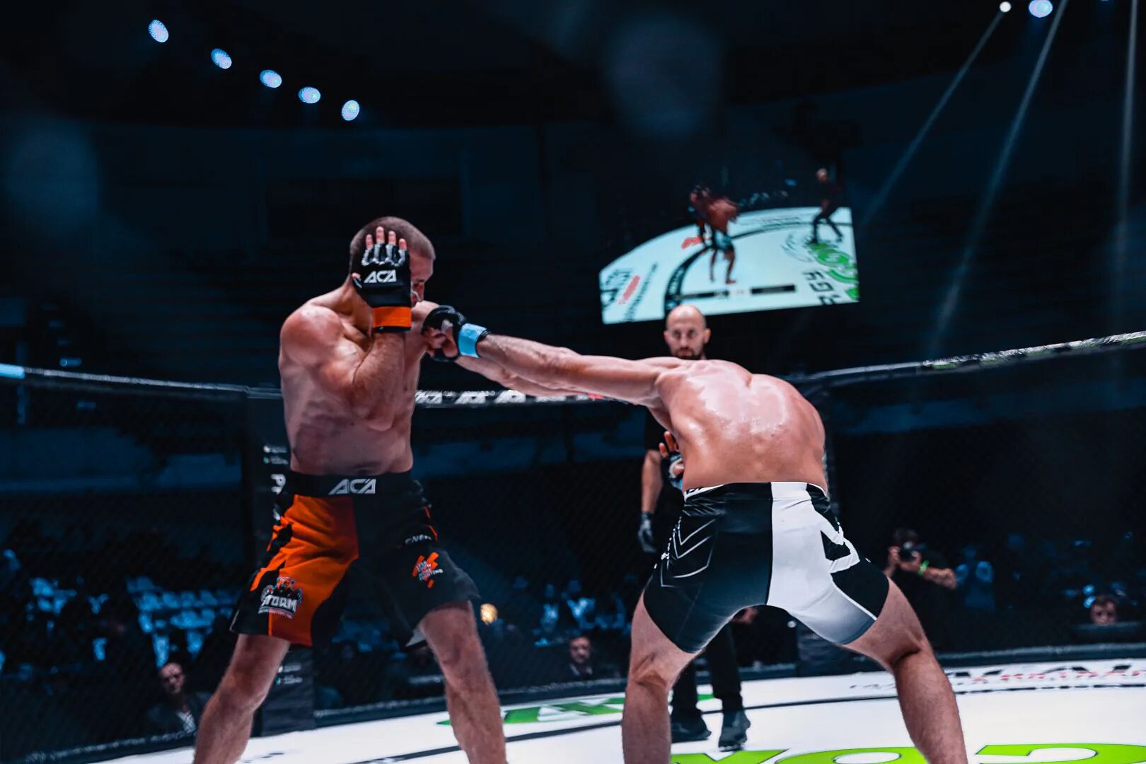 Николай присмаков мма. Иван штырков 2022. Иван штырков. Тв смешанные единоборства. Турнир по единоборствам.