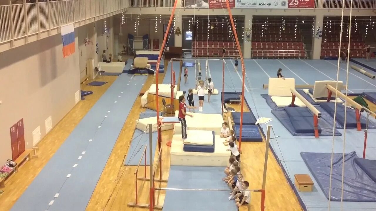 Спортивный комплекс грация самара. Грация спортивный комплекс. Грация спортивный комплекс Самара. Грация снаружи спортивный комплекс в Самаре. Грация Самара Физкультурная.