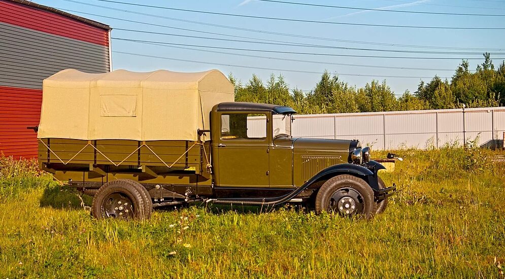 Фото полуторки. Грузовик полуторка ГАЗ-АА. Советский грузовик ГАЗ-АА полуторка. Автомобиль ГАЗ АА полуторка. ГАЗ АА полуторка прицеп.