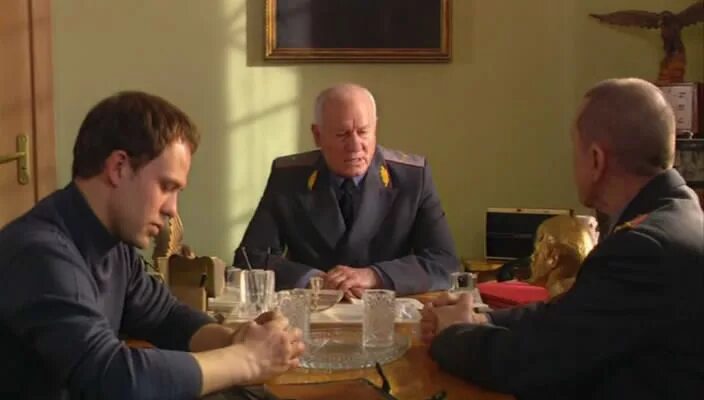 Сериал при загадочных обстоятельствах 1. При загадочных обстоятельствах. При загадочных обстоятельствах сериал. Фильм при загадочных обстоятельствах 7 серия. При загадочных обстоятельствах сериал.