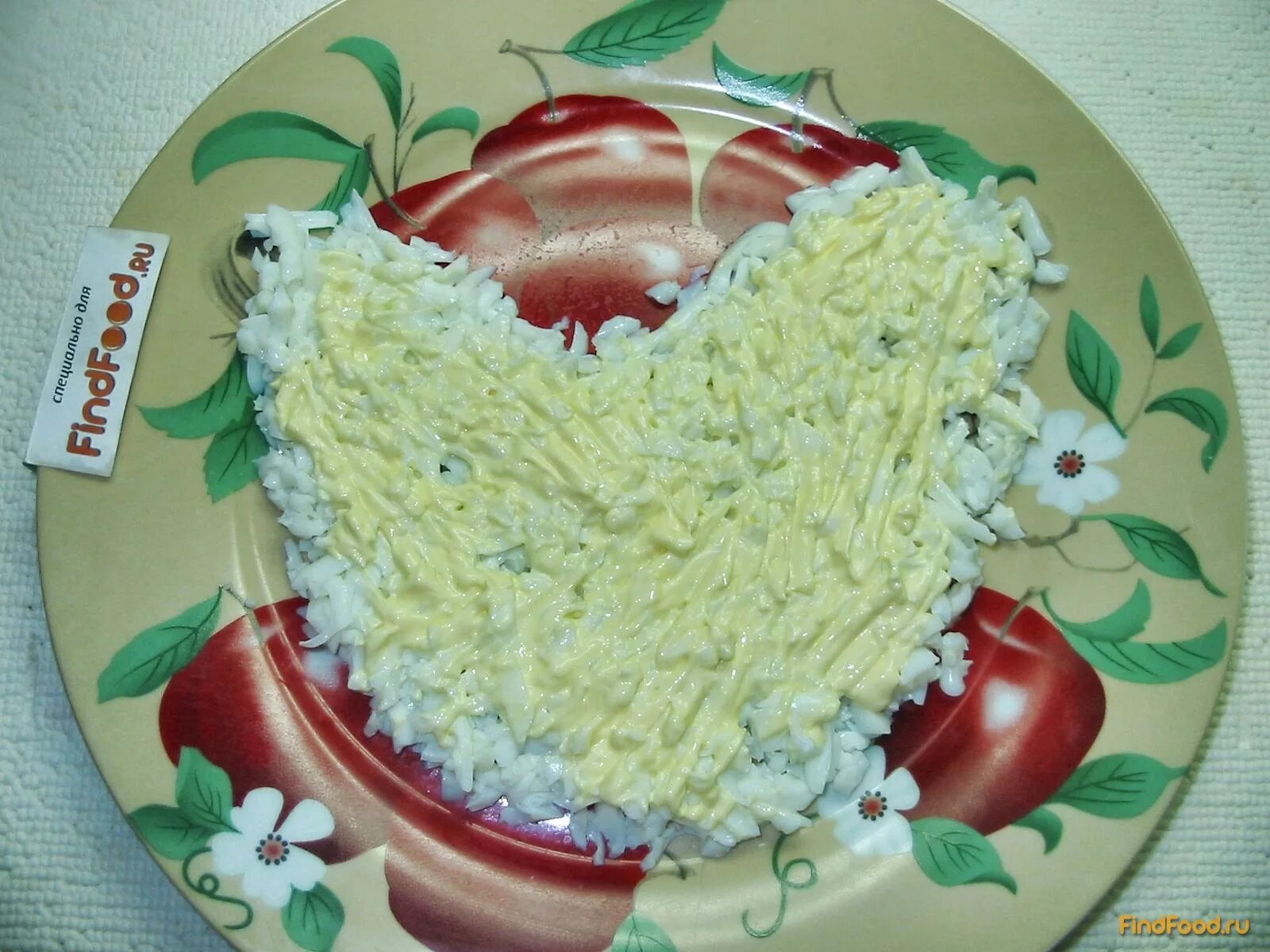 Салат петушиный хвост. Салат петух. Салат петушок рецепт с курицей. Петух из салата. Рецепты салатов петушков.