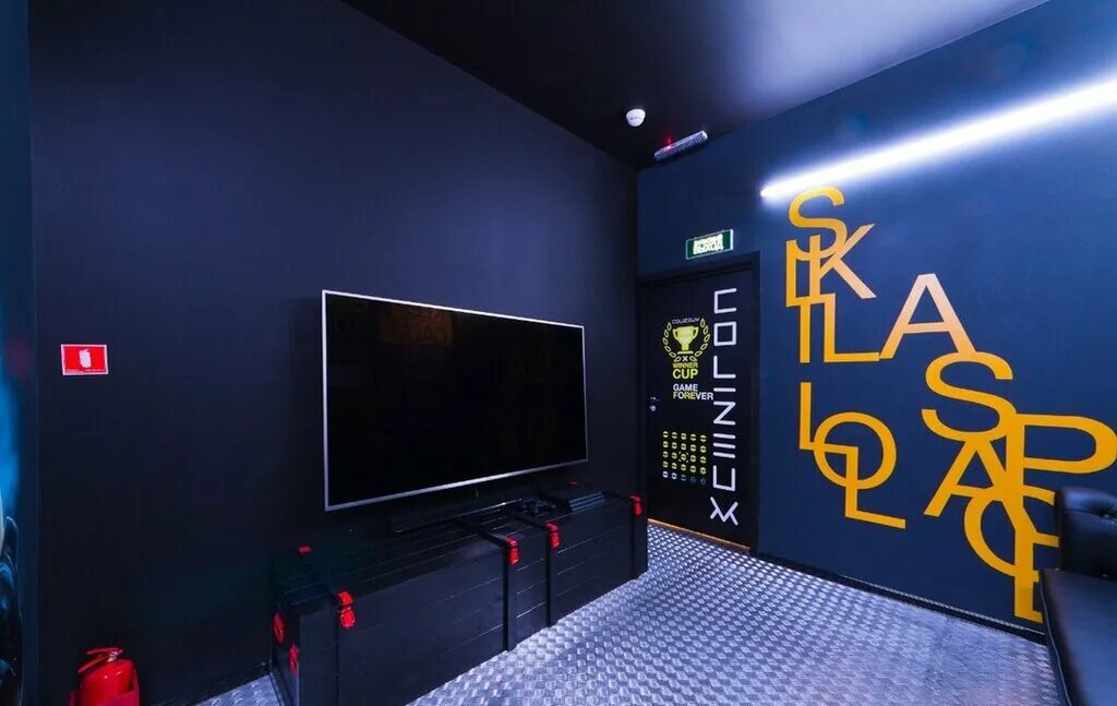 принц плаза coliseum. колизеум мурманск. Coliseum мурманск компьютерный клуб. колизеум компьютерный клуб сочи. колизеум киберспорт арена.