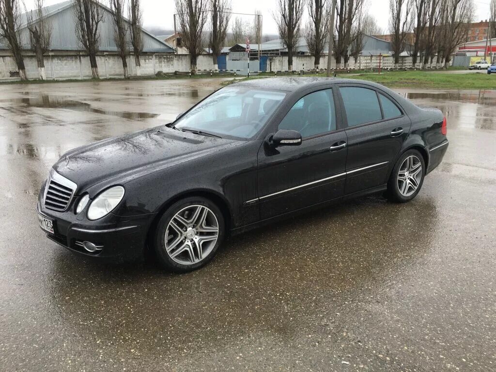 мерседес бенц w211. Mercedes e class 211. мерседес 211 3. мерседес бенц е 320 2008.