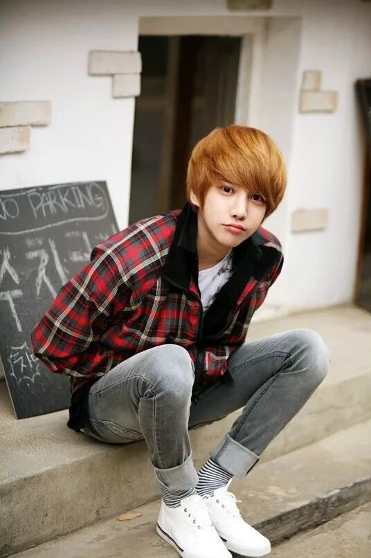 Японцы парни школьники. Красивые японские парни. Красивые японские мальчики. Полу корейец полу руский. Японские подростки мальчики.