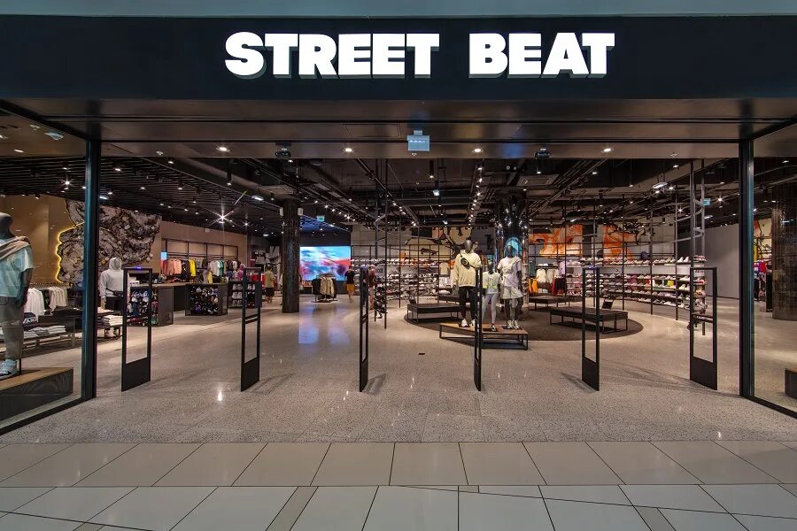 Street beat москва. Street beat авиапарк. street beat ц. zarina тц авиапарк. авиапарк магазины одежды.