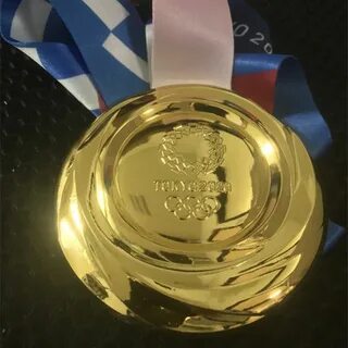 Золотая медаль токио 2020