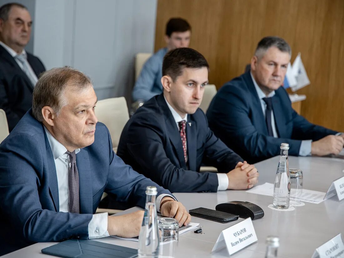 Скрепка молодой предприниматель в. Встреча выступление эксперт. Бизнесмены курска. Николай грешилов курск. Предприниматель панфилов геннадий курск.