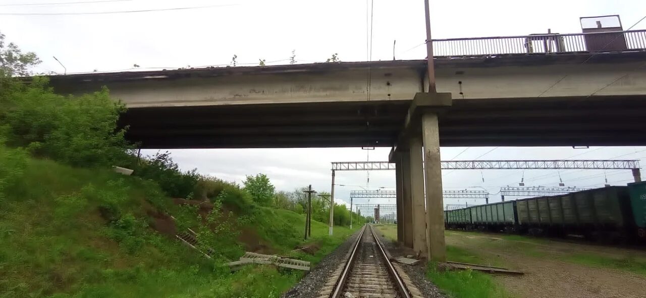 Hump bridge