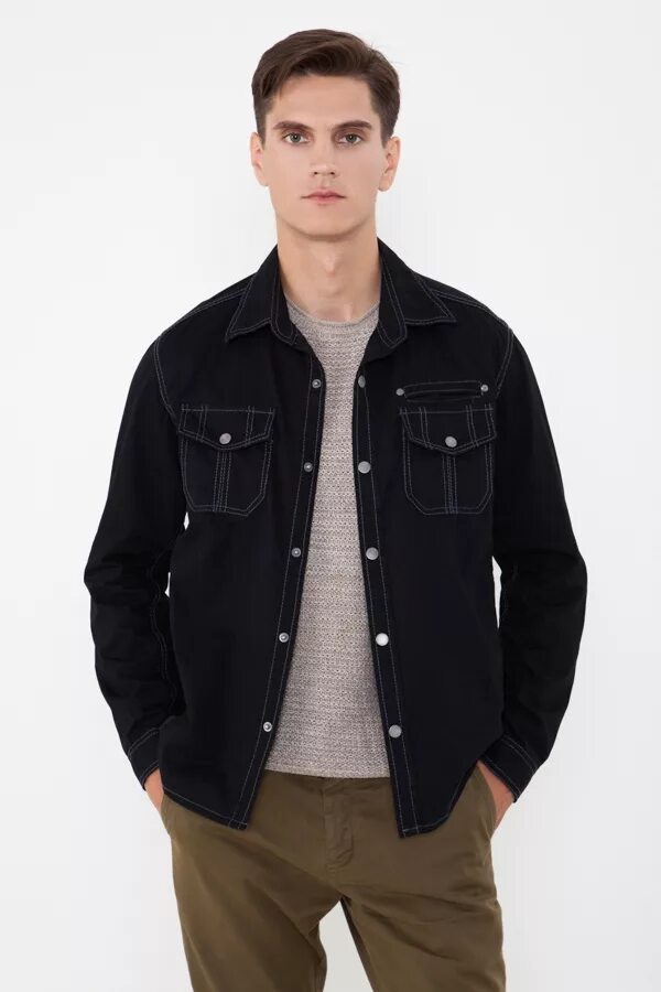 Коуч ветровка nike. Coach jacket женский. Ветровки мужские под рубашку. Мужская куртка nike sb shield jacket coaches. Codered ветровка coach красная.
