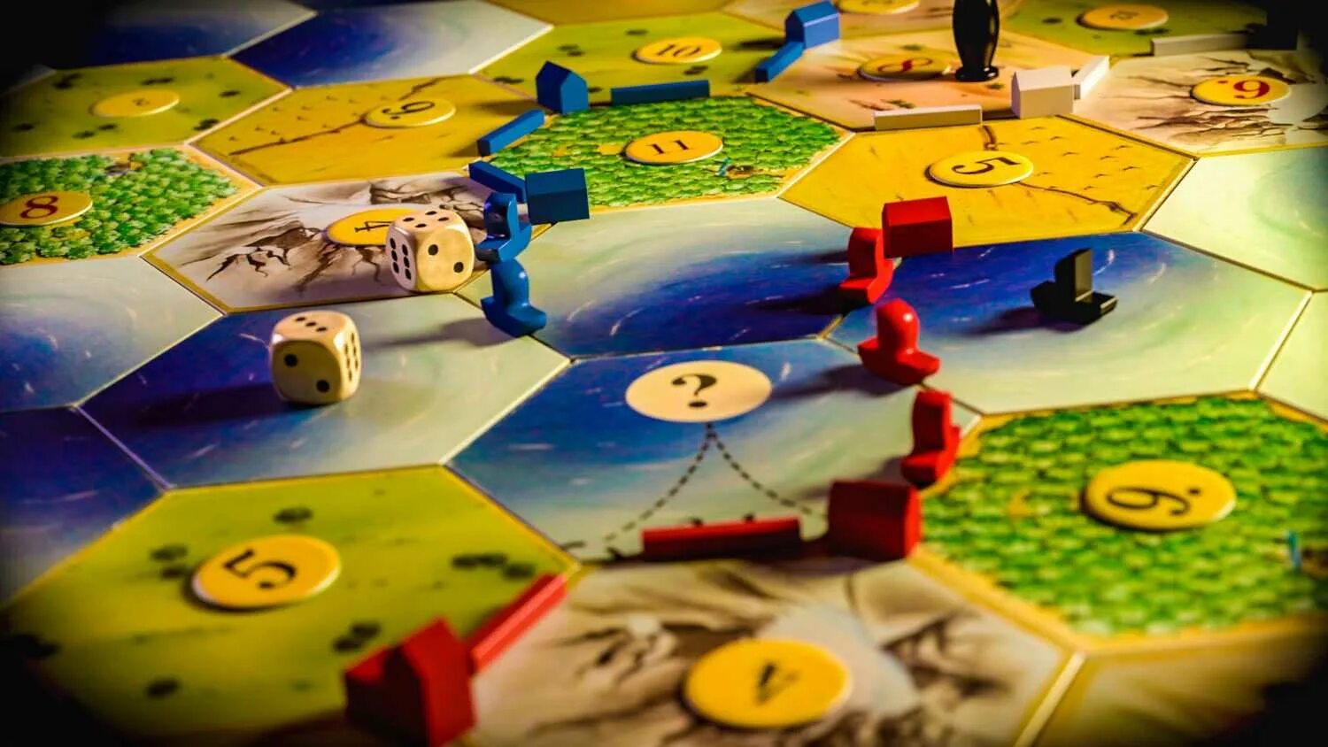 Tables игра. Настольные игры. игра в настольные игры. настольные игры фон. настольные игры картинки.