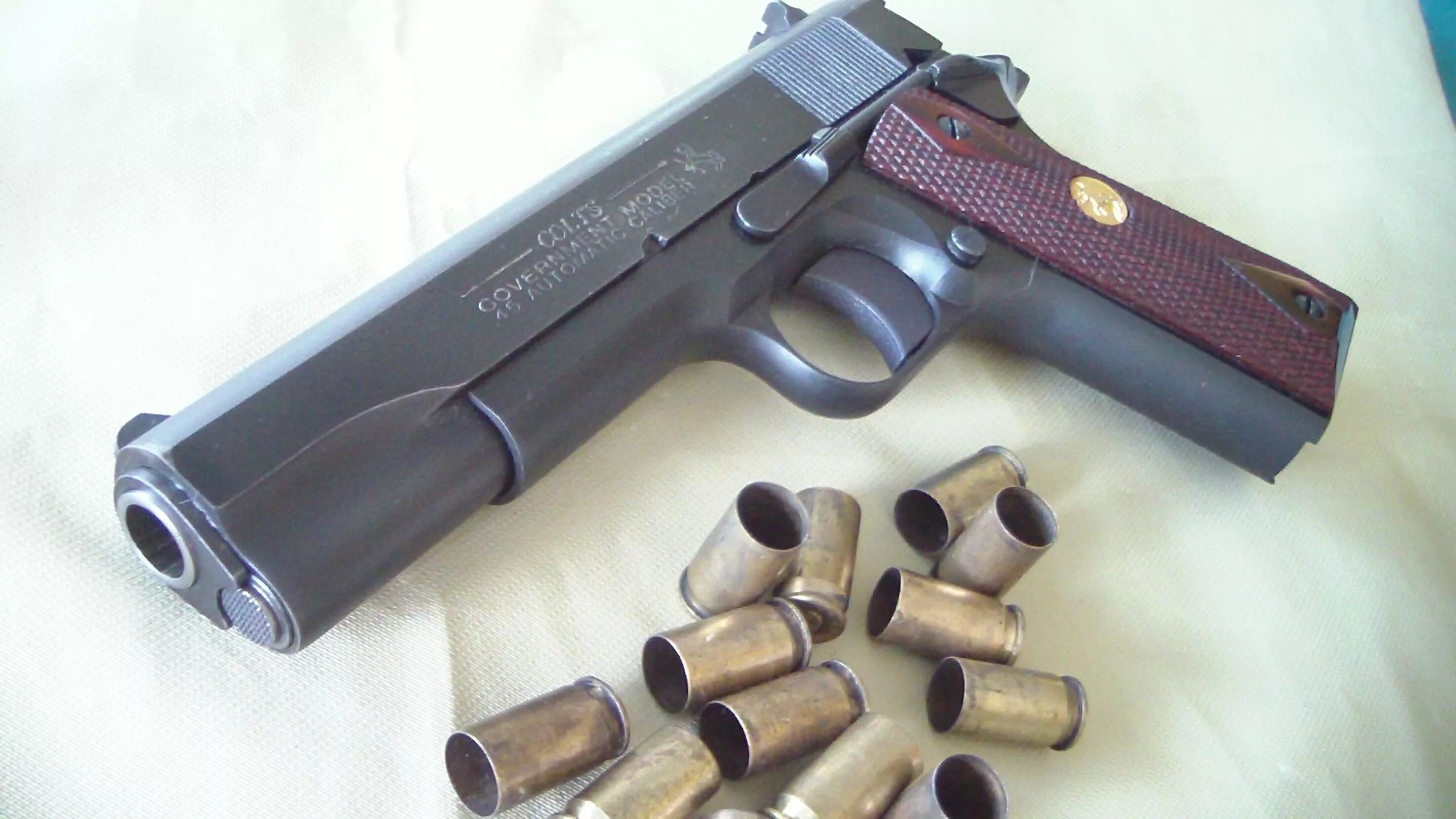 Кольт что в мешочке. Кольт м1911. colt 1911. кольт 1911 а1. кольт м1911 government model.