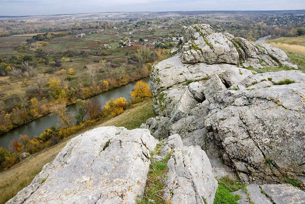 Город белая калитва. Белогорск ростовская область. Белая скала крым. Село белая скала белогорск. Белогорск ростовская область.