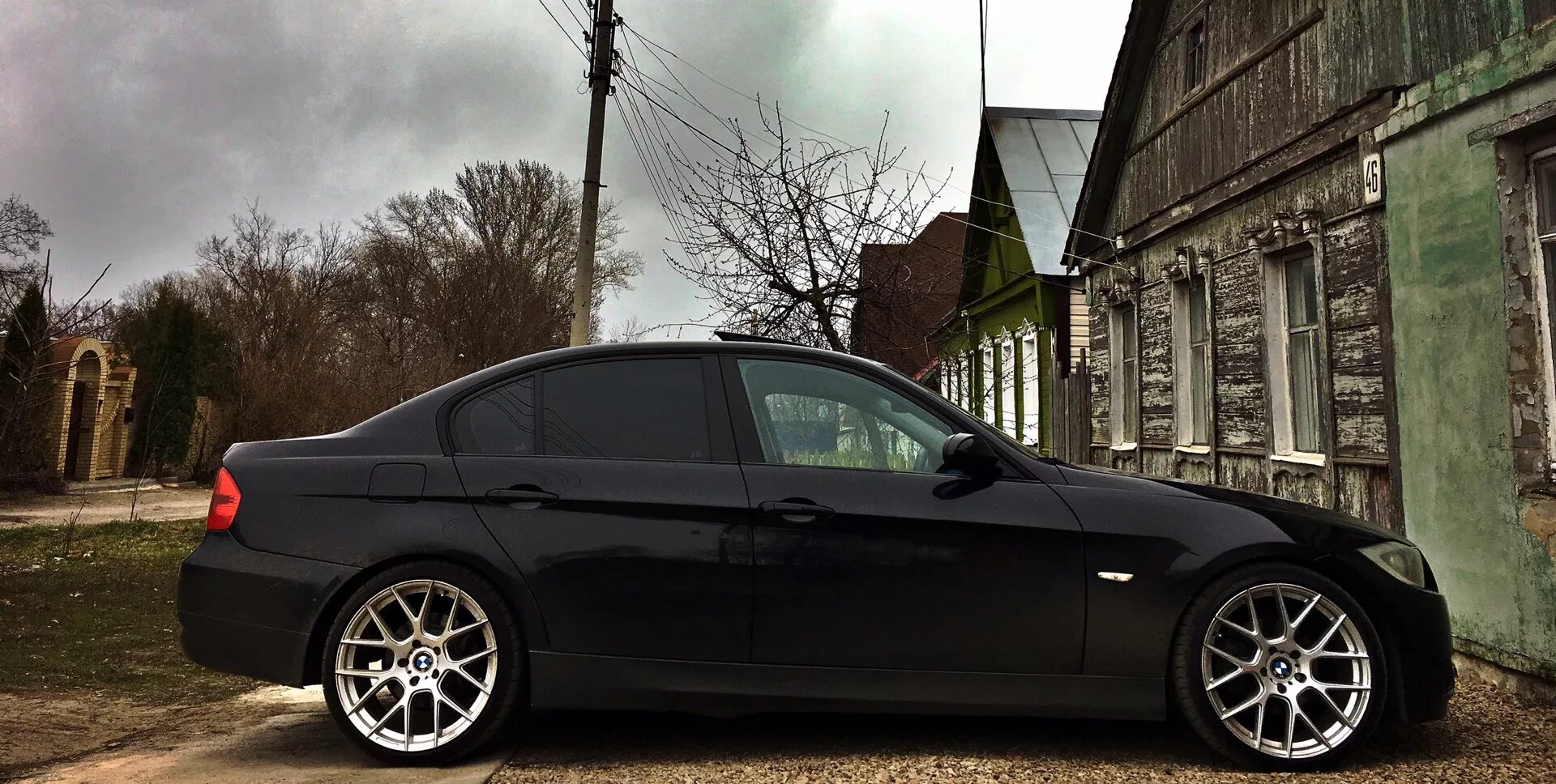 Шины бмв е90. Bmw 3 e90 r19. bmw e90 r20. 193 стиль bmw e60. бмв е90 193 стиль.