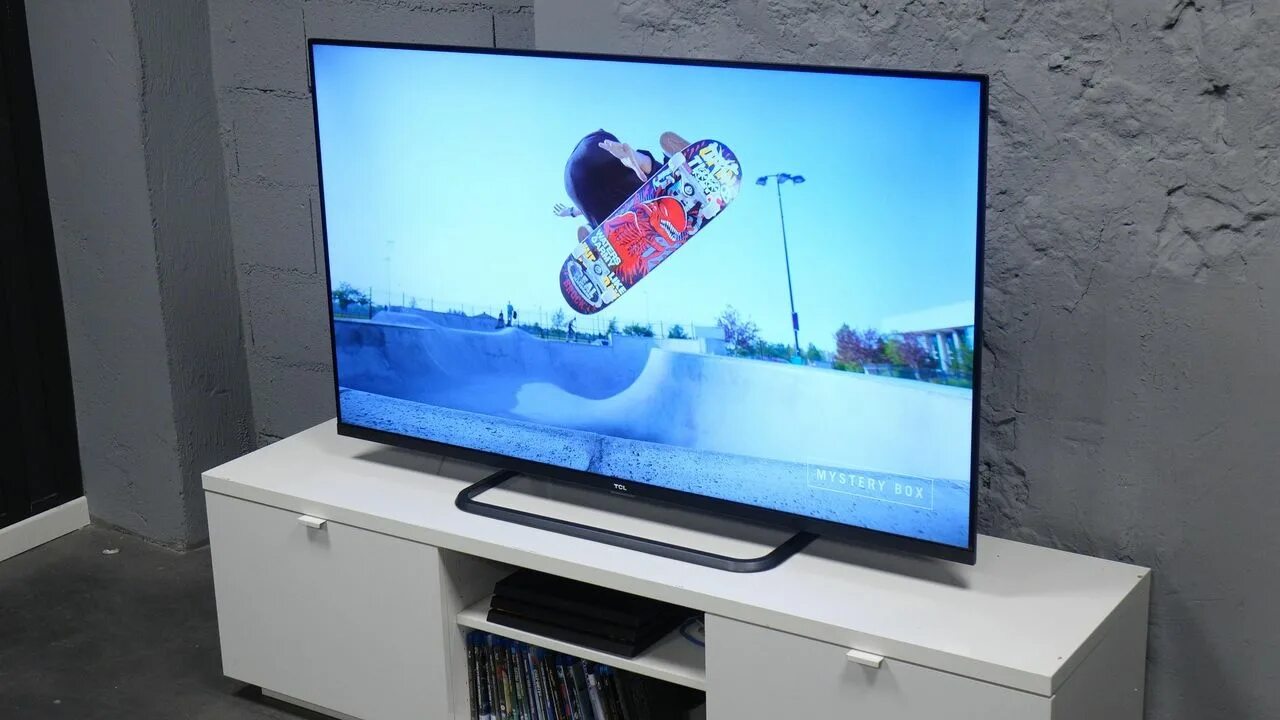 Led tcl 55c735. Телевизор tcl 55p715. 55&quot; телевизор tcl 55c717. qled телевизор tcl 55c717, 55&quot;, ultra hd 4k. телевизор tcl 50p735.