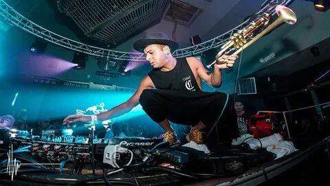 Timmy trumpet перевод