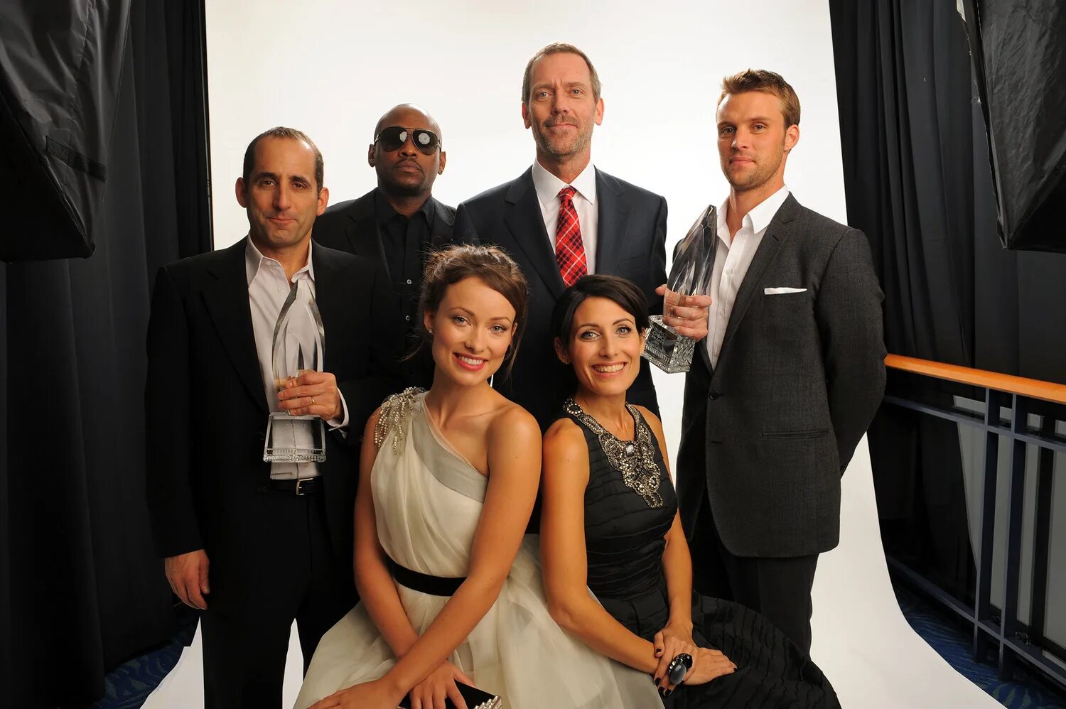 доктор хаус актерский состав. доктор хаус. доктор хаус герои сериала. хью лори доктор хаус 1 сезон. доктор хаус 4 сезон.