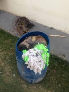 В бочке находится